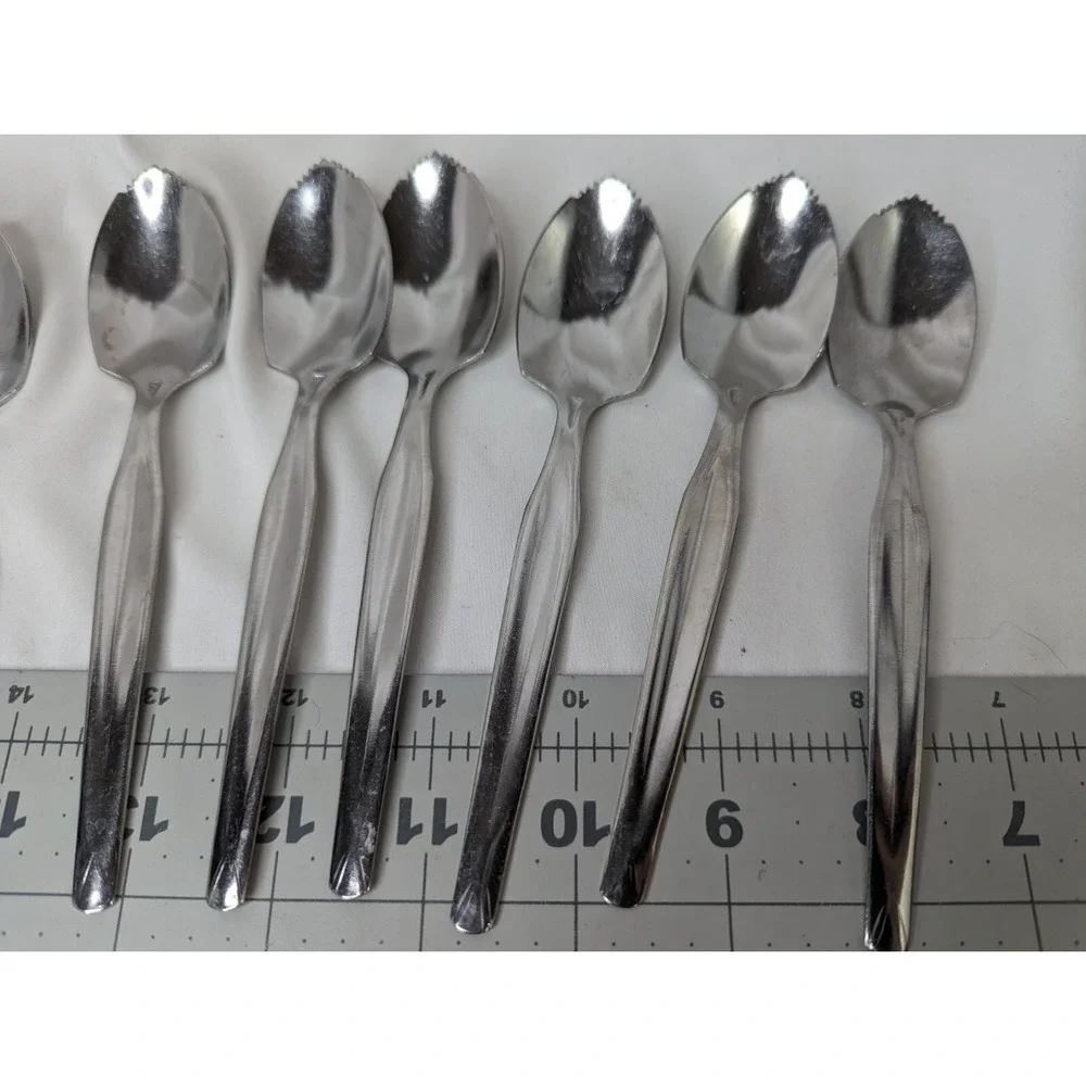 Enjoy‎ Grapefruit Serrated Spoon Lot of 8